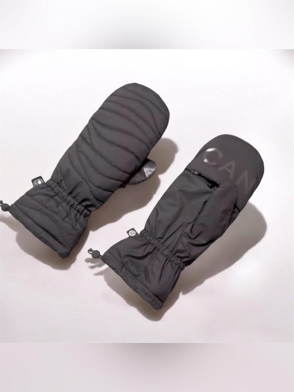 NWOT Lululemon Unisex Quilted Black Mittens Size M|L
